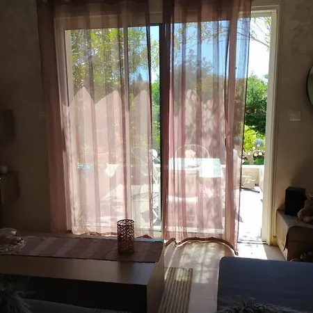 De Charme Avec Piscine Semesterbostad *