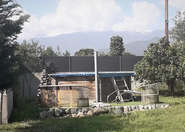 De Charme Avec Piscine * גהיסונאצ'יה