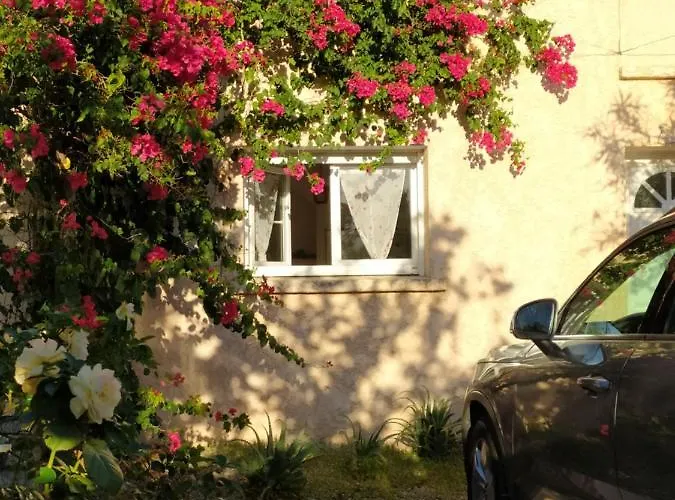 בית נופש De Charme Avec Piscine