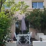De Charme Avec Piscine 吉索纳恰