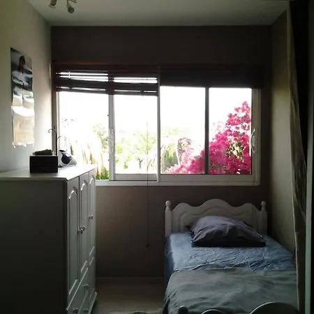 펜션 De Charme Avec Piscine