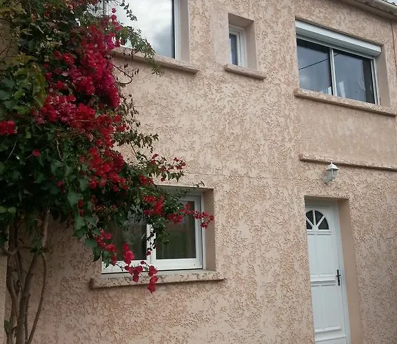 De Charme Avec Piscine Ferienhaus Ghisonaccia